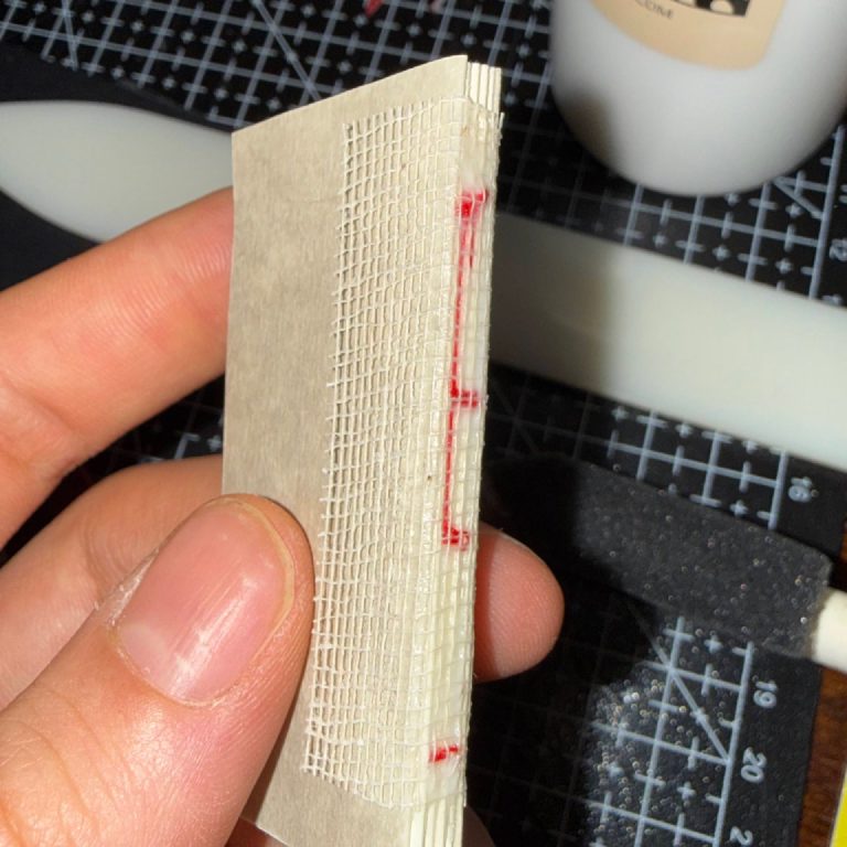 The sewn and lined text block.